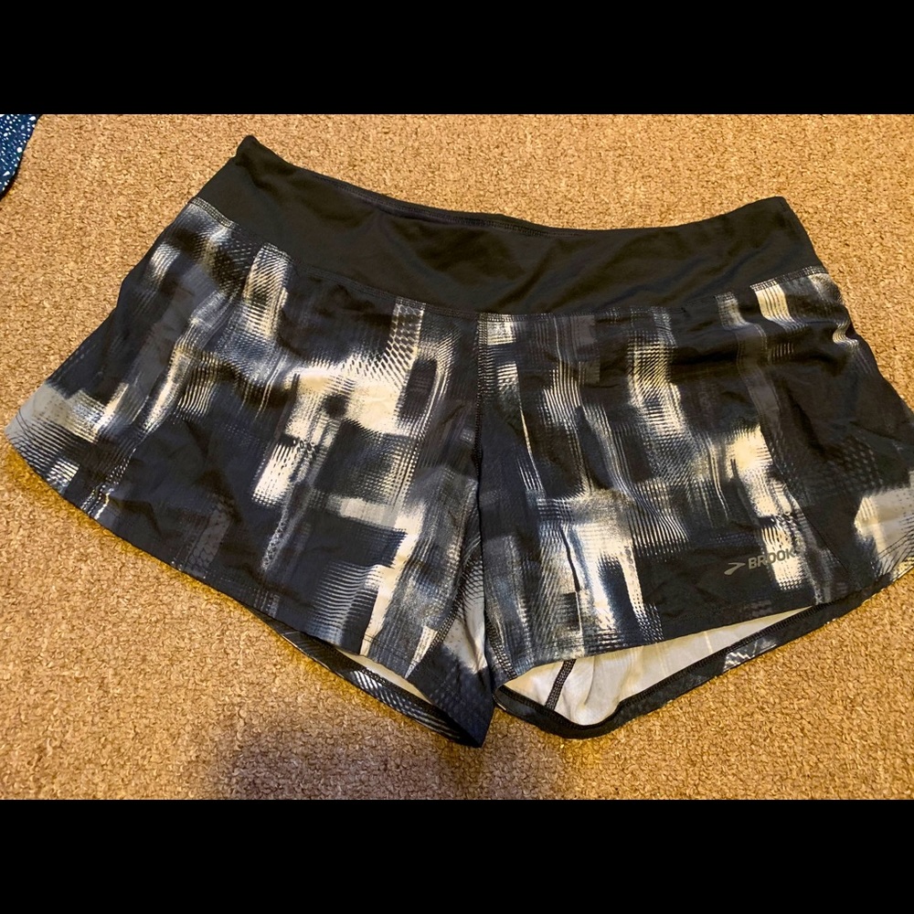 Brooks Chaser 5” women’s running short